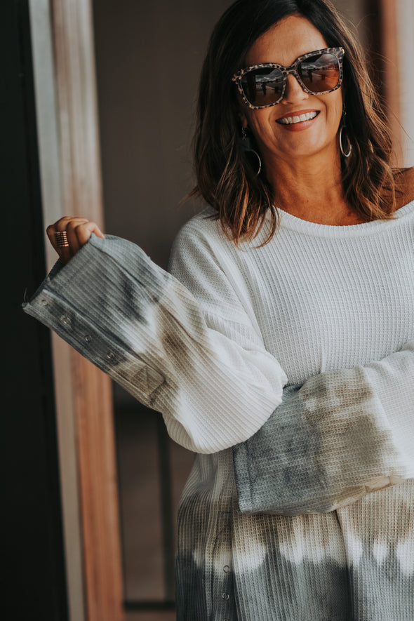 Ivory & Olive Dip Dye Thermal Knit Pullover Top