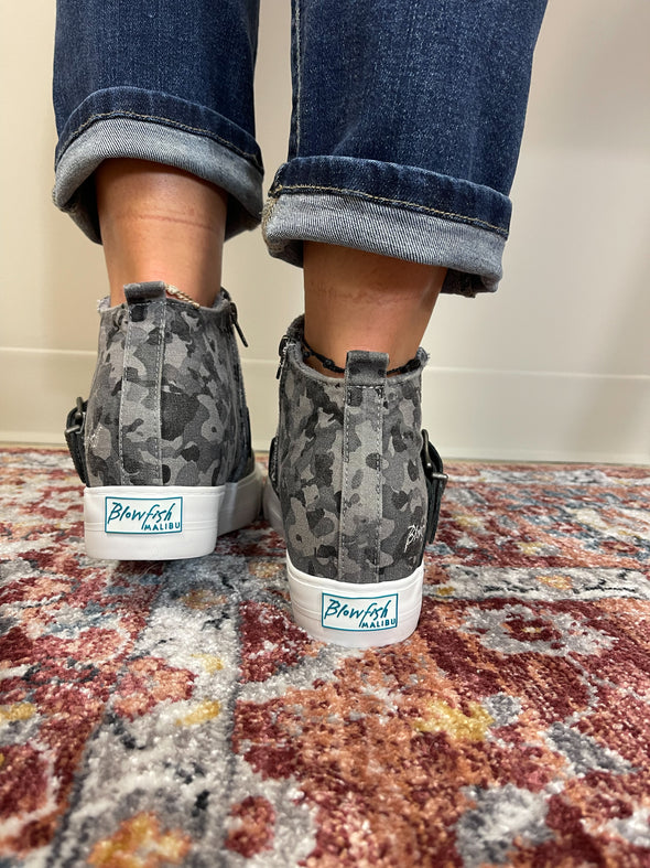 Blowfish Mojave Sneaker in Dark Gray Peppercorn Camo