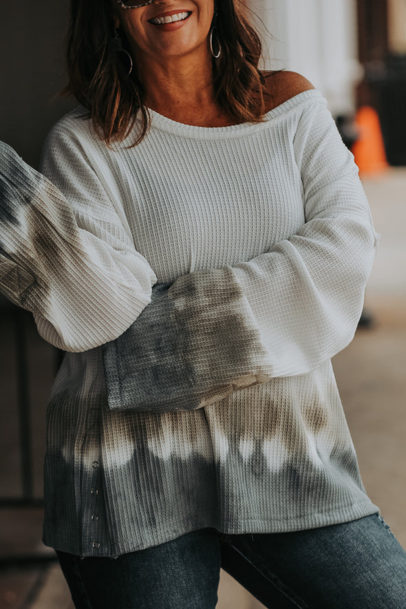 Ivory & Olive Dip Dye Thermal Knit Pullover Top