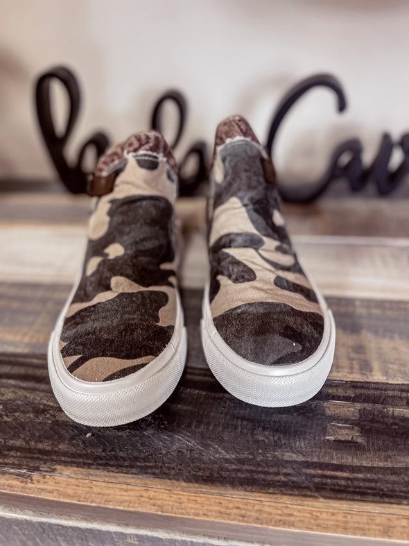 Blowfish Natural Camo & Kitty Makome Sneaker