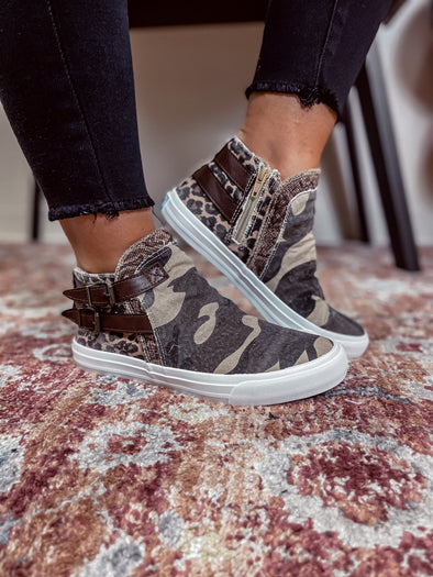 Blowfish Natural Camo & Kitty Makome Sneaker