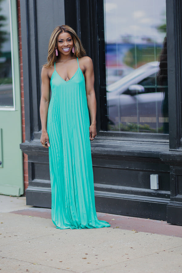 Jade Green Sleeveless Pleated Maxi Dress