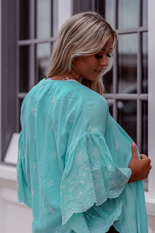 Mint & Ivory Floral Scallop Bell Sleeve Kimono
