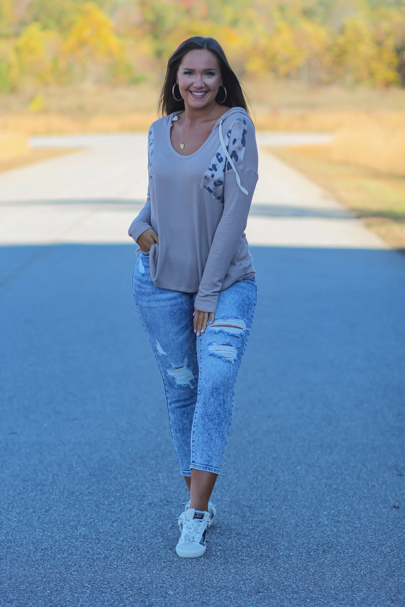 Taupe & Leopard Hooded Long Sleeve Top