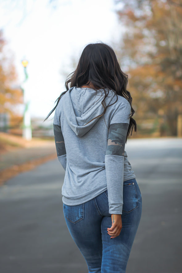 Heather Grey & Camo Contrast Hooded Top in Regular & Curvy