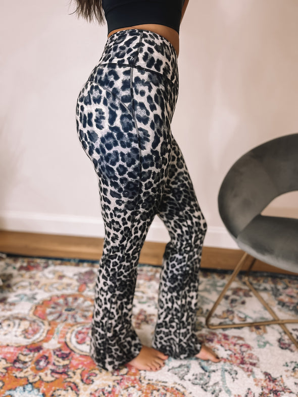 Grey Leopard Yoga Pants