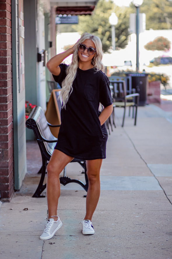 Black Short Sleeve Front Pocket Mini Dress