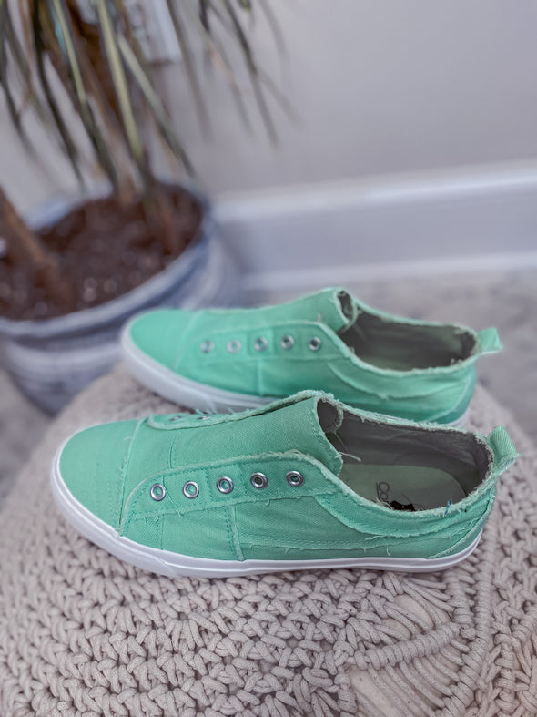 Corkys Mint Babalu Sneaker